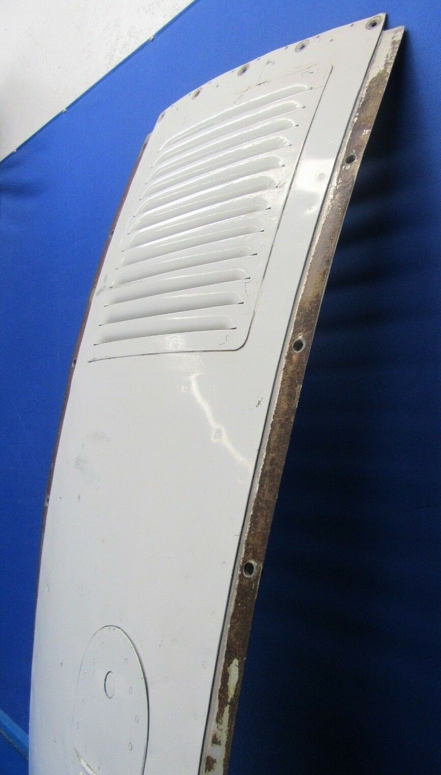 Piper Seneca II Top Center Cowl P/N 37207-101, 67995-002 (0818-254)