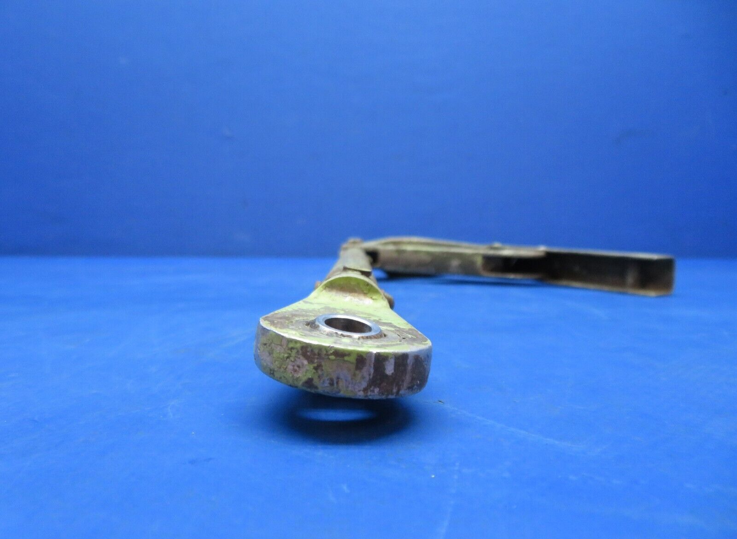 Cessna 310 / 310F NG Retract Bellcrank Link & Drive Tube 08421040-2 (1123-375)