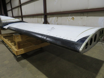 1980 Piper PA-34-200T Seneca II LH Wing P/N 37093-12L w/ De-ice (0224-95)