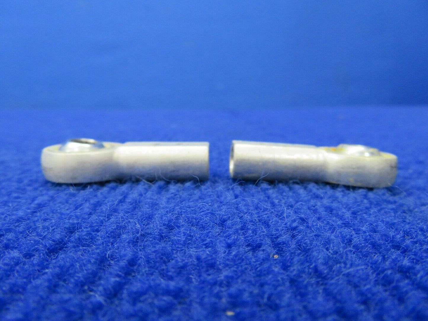 Cessna Rod End P/N S1106-4 LOT OF 2 NOS w/ 8130 (0522-60)