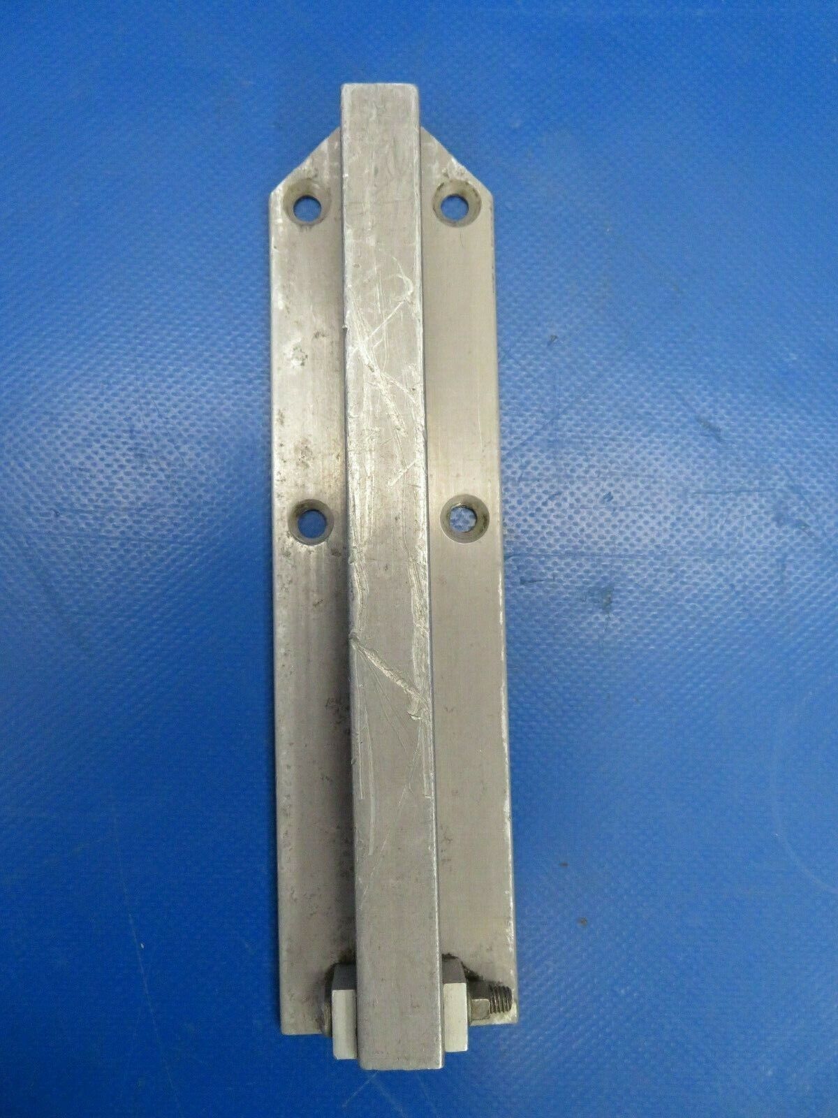 Beech Baron E-55 Seat Track Front OTBD Pilot & Co-Pilot 002-430021-5 (0120-33)