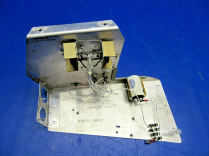 Mooney M20K Bracket w/ Sangamo Capacitor & RCA Transistor 820307-903 (0721-556)