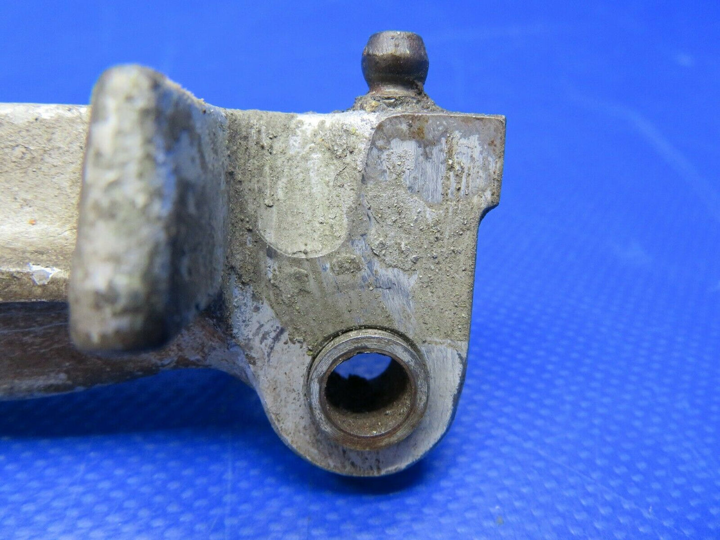 Beech Leg Assembly Main Gear Retract Casting # 35-815149 (0520-548)