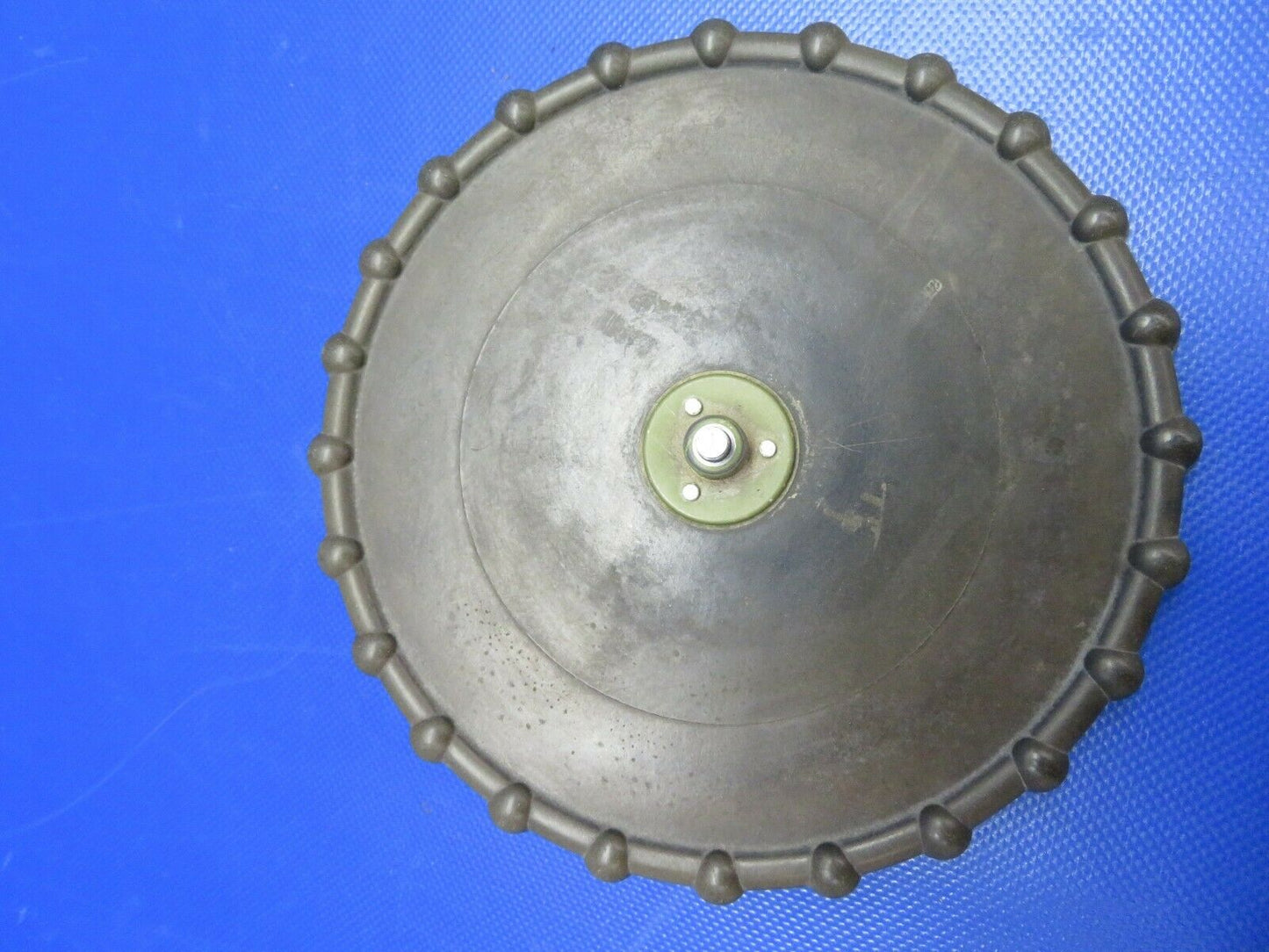 1960 Cessna 210 Trim Wheel Elevator w/ Sprocket 0761205-6, 0432134-1 (0321-09)