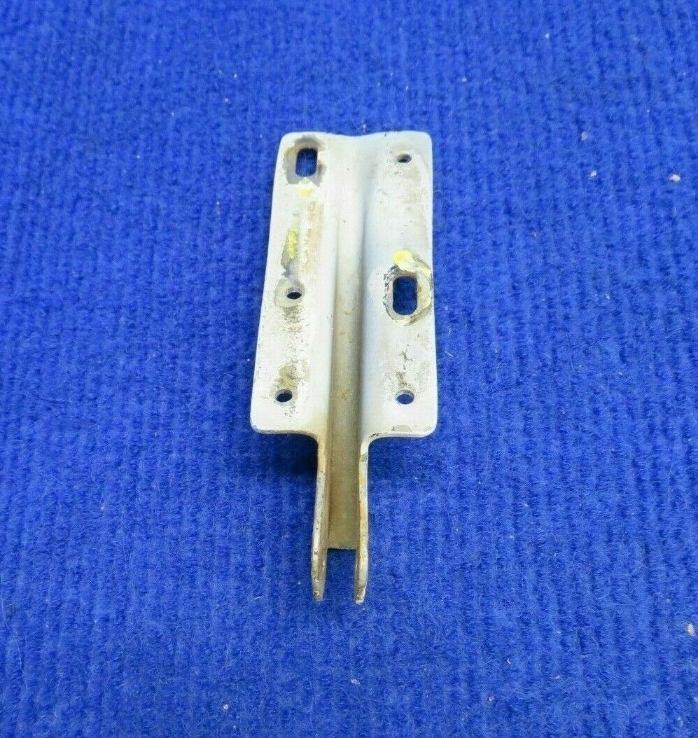 Piper Tomahawk PA-38-112 Door Hinge P/N 77510-02 (0322-785)