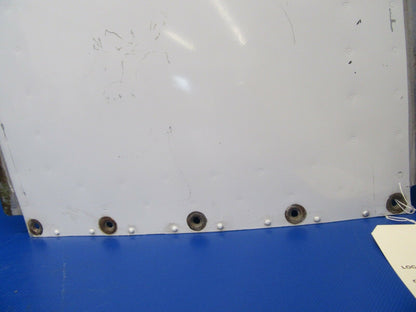 Piper Seneca II Top Center Cowl P/N 37207-101, 67995-002 (0818-254)
