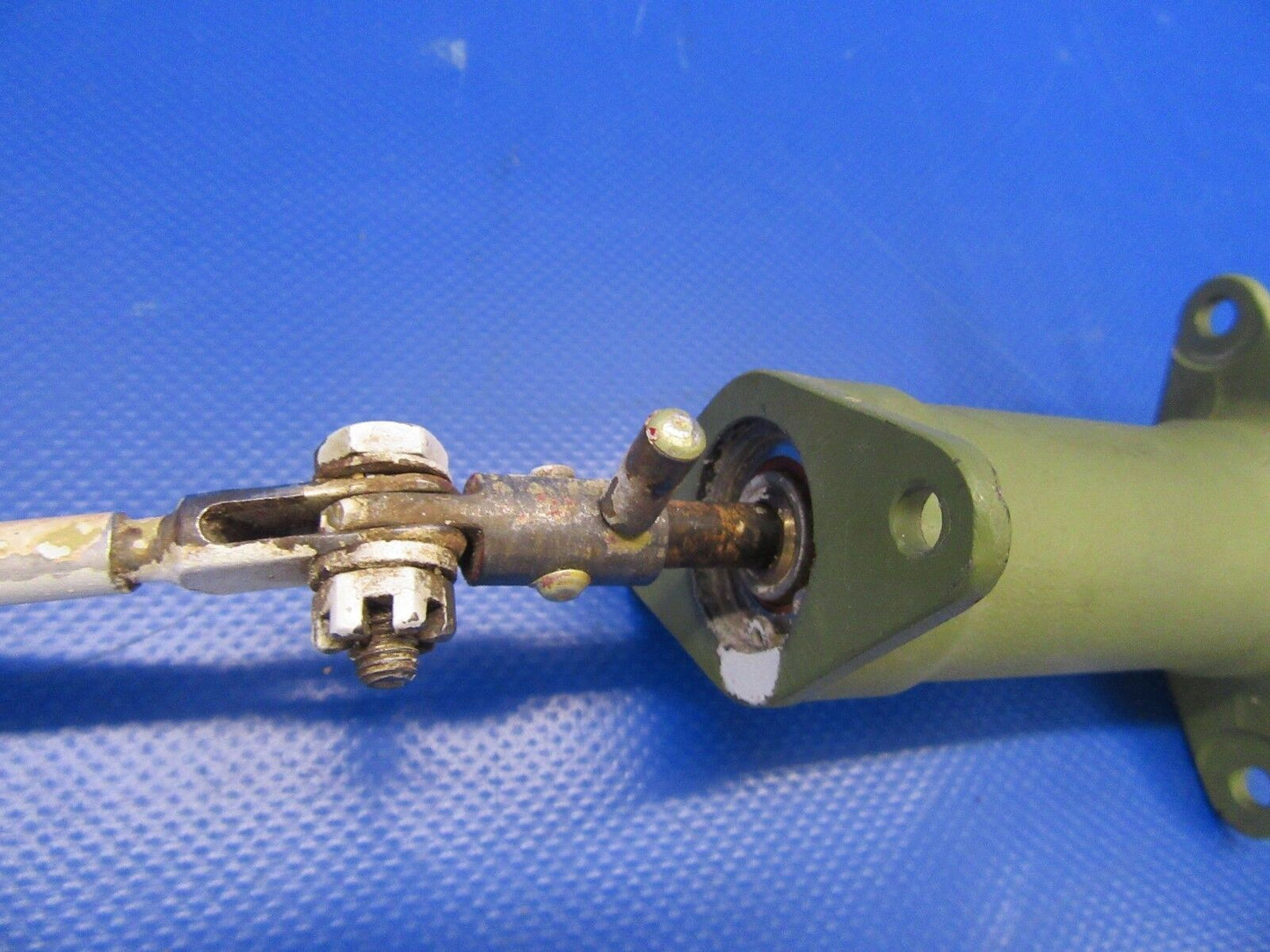 Beech Baron Trim Tab Actuator P/N 45-524561 & 95-521000-603 (0917-146)