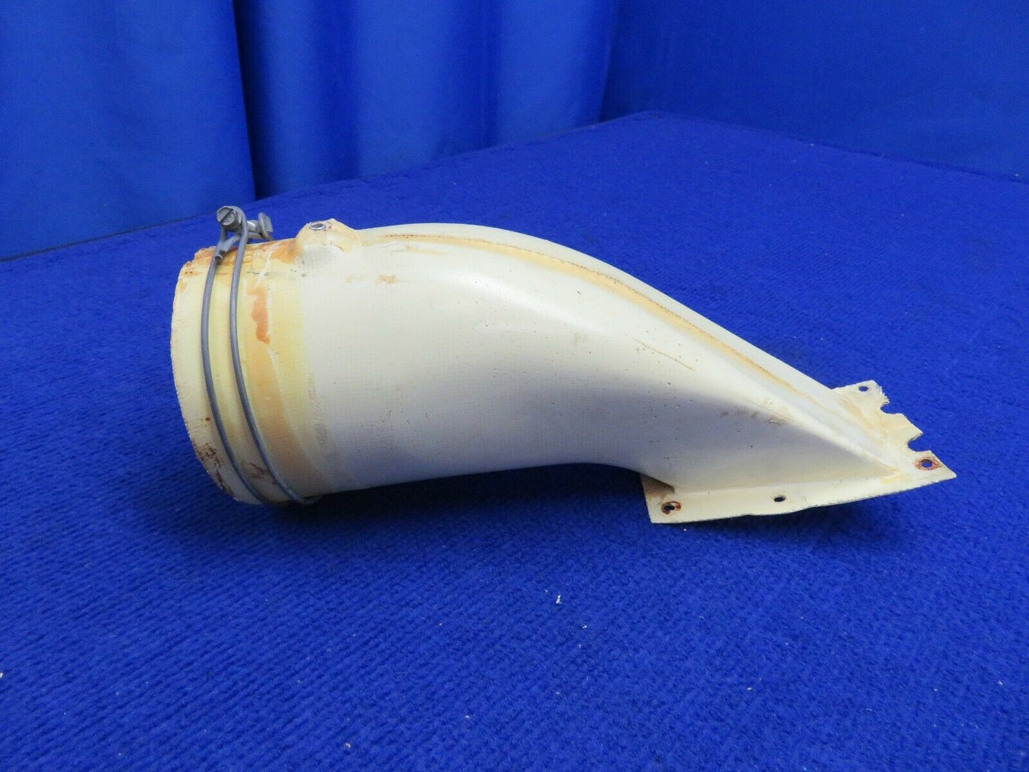 Piper PA-28R-201T  Arrow Fitting Assy Air Duct Lower P/N 79271-00 (0222-845)