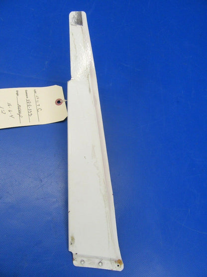 Piper PA-24-250 Comanche Flap Fairing RH P/N 21267-03 (0818-333)