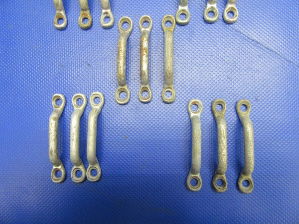 Beech 58 Baron Loop Footman P/N 6411B LOT OF 18 (0521-465)