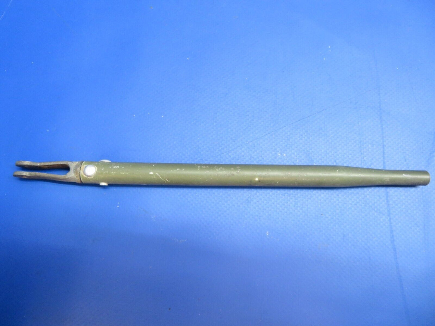 Cessna 310 Link Assy Nose Gear Door P/N 0813300-53 (1122-524)