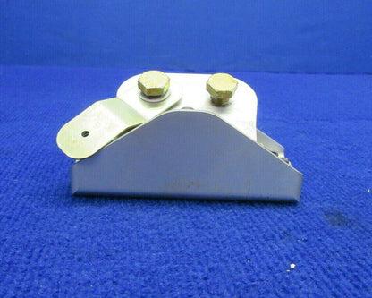 Cirrus SR-22 Upper Gear Attach w Strut End Upper Fitting P/N 16947-001 (0122-393