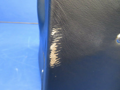 Piper PA-32RT-300 Lance Seat RH Center AFT Facing #4 (0521-790)