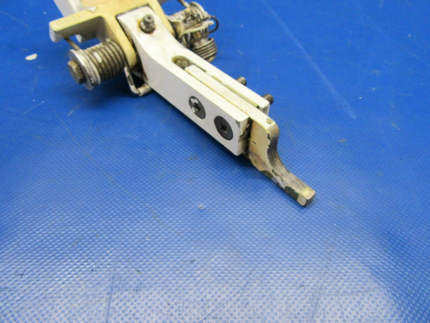 Beech Baron B-55 Main Gear Down Lock Assy LH P/N 60-810083-1 (0219-365)