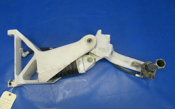 Beech B-24R Sierra Main Gear Leg LH P/N 169-810001-21 (0219-179)