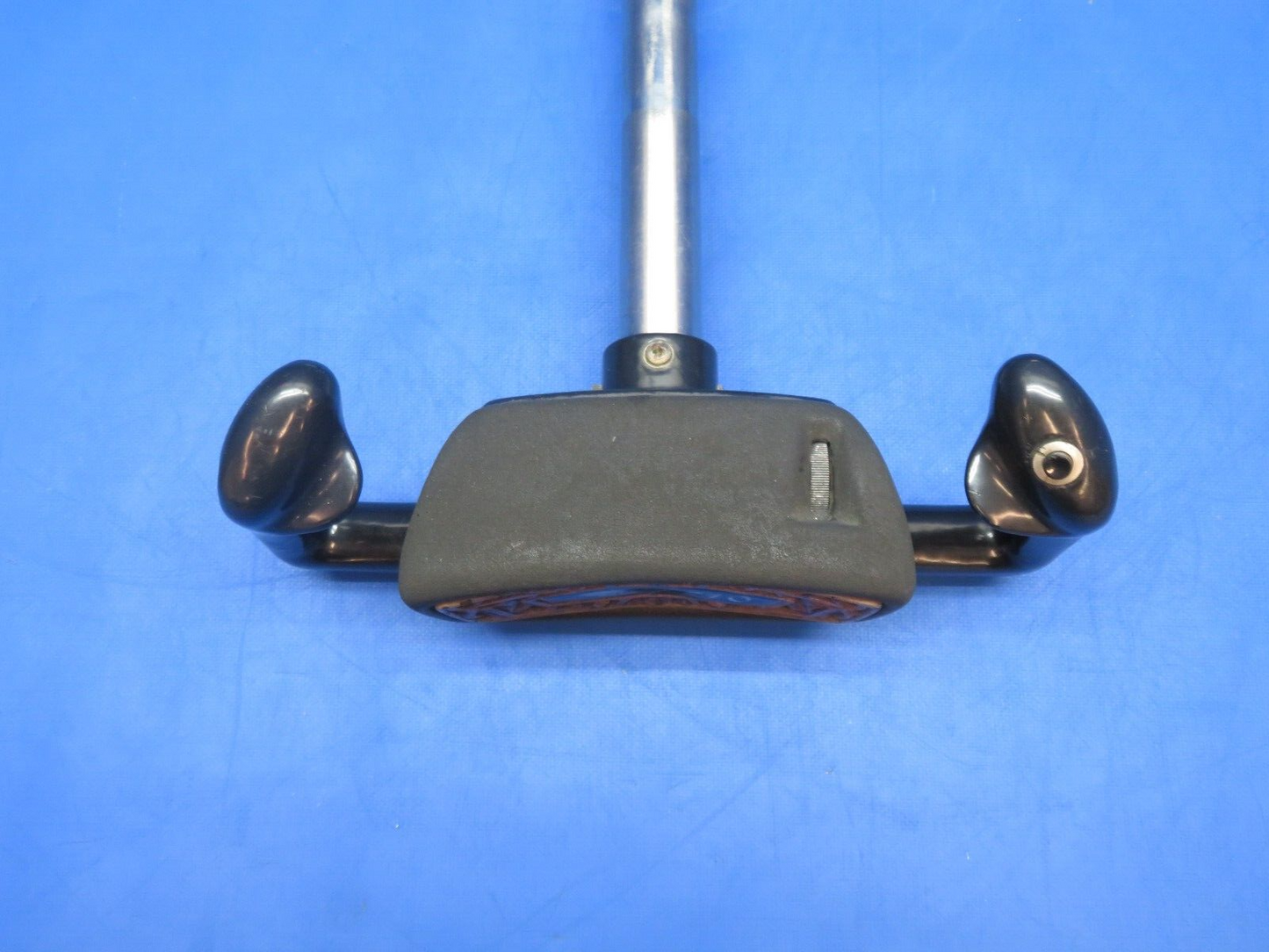 Cessna 310 / 310Q RH Co-Pilot Control Wheel / Yoke Assy P/N 5261001-6 (0823-651)