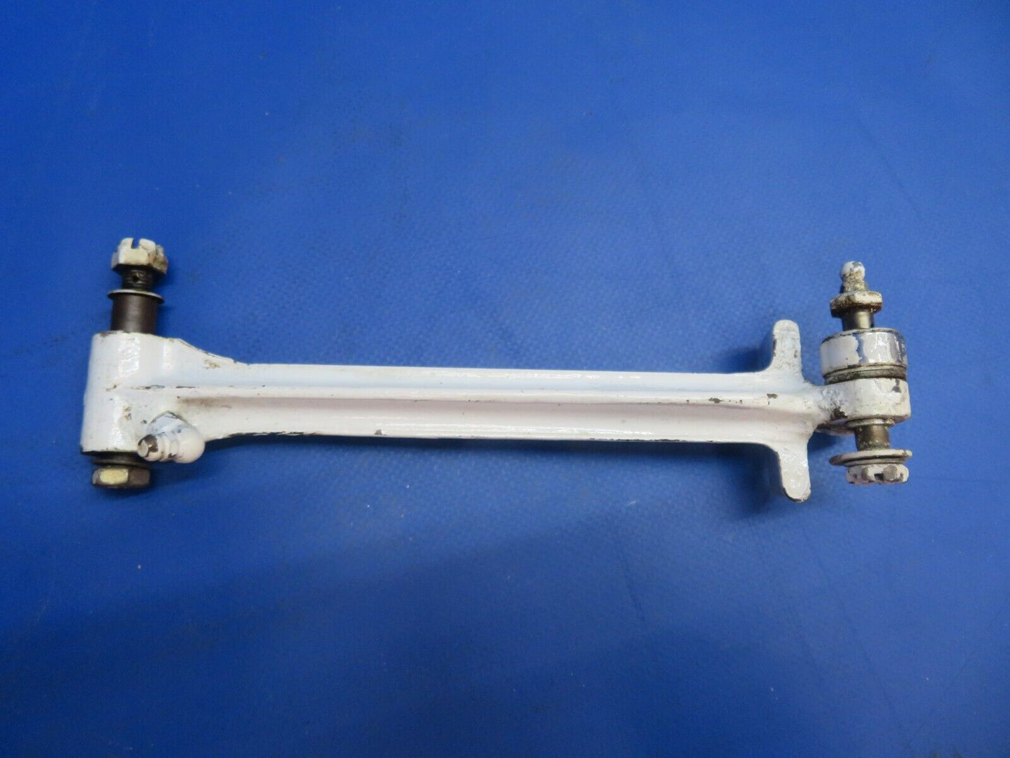 Beech Link Assy Landing Gear Casting # 35-815749 (1122-625)