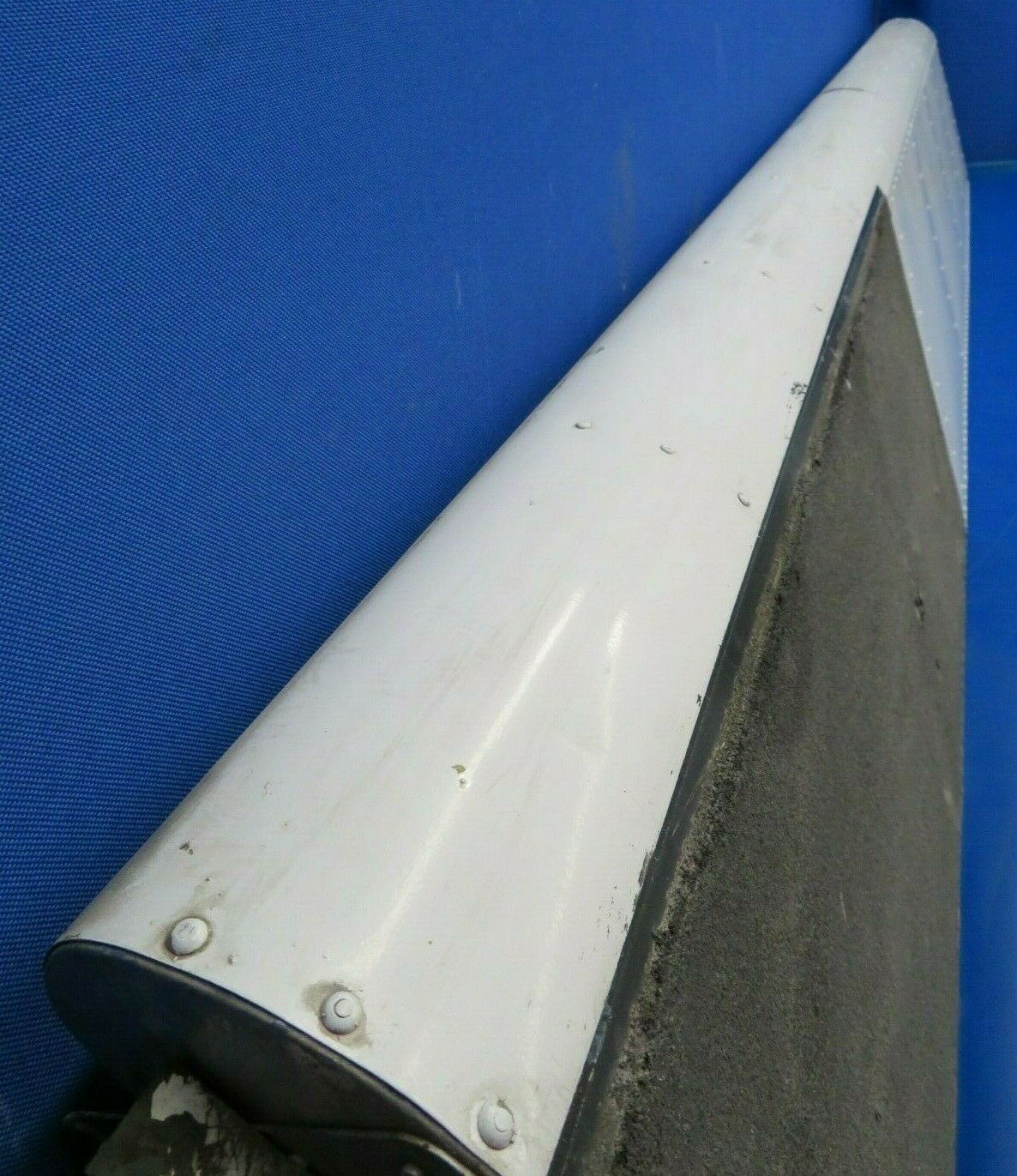 Piper PA-23-250 Aztec RH Flap 17104-65, 17104-065 (0220-73)