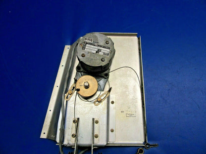 Astronautics Electric Servo w/ Mounting Brackets 14V 52-002-14, P1-S (0721-531)