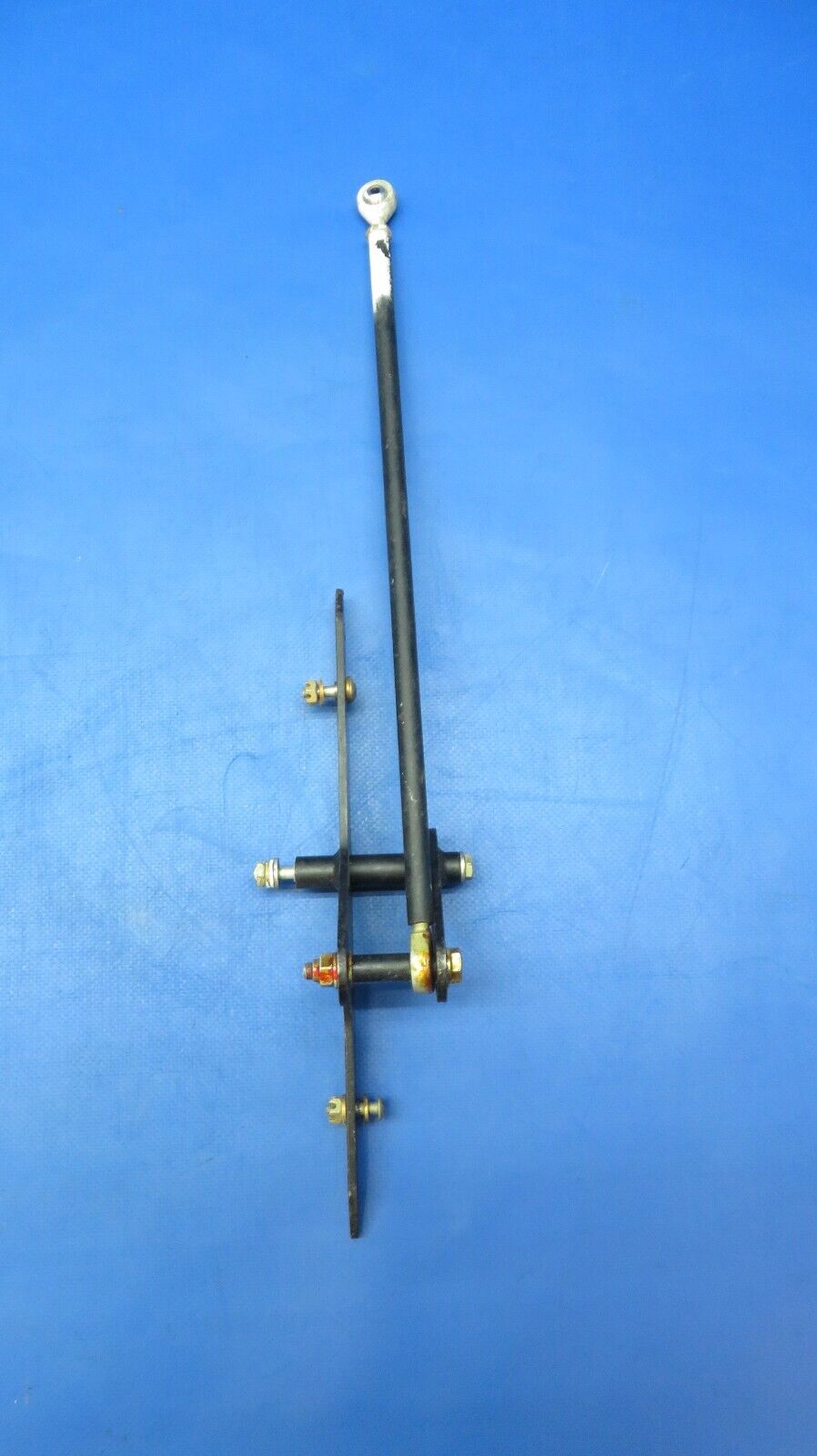 Piper PA-28 Aileron Bellcrank P/N 62771-00 (0523-890)