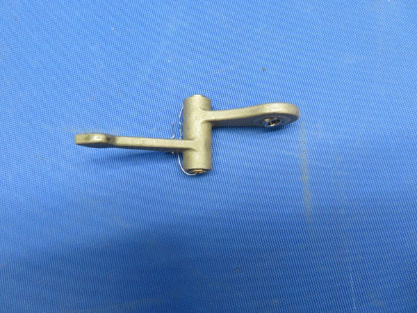 Cessna P210N / 210 Bellcrank Assy Cabin Door P/N 2117112-1 (1020-140)