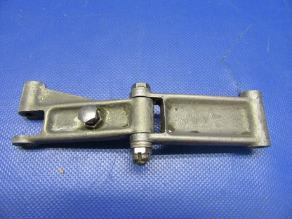 Beech Baron Nose Gear Link Assembly P/N 35-825035 (1021-344)