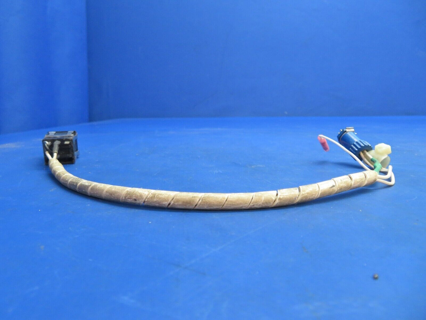Piper Aerostar 602P Ground Clearance Switch P/N AML21CBA2AA (0123-961)