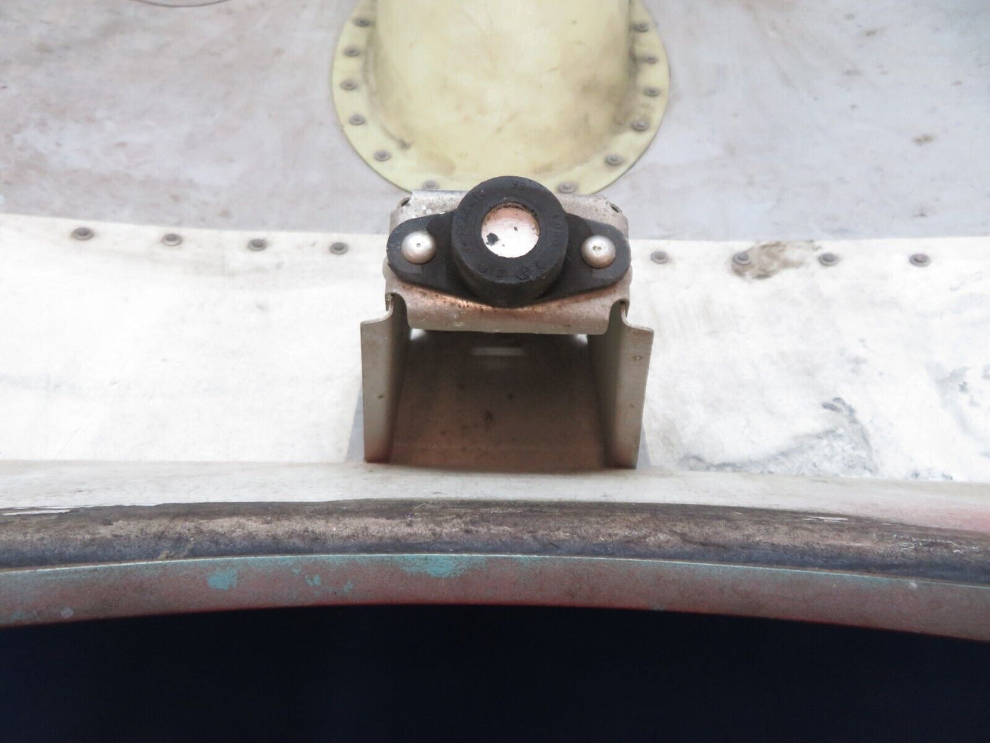 Cessna Cardinal 177 Lower Cowl Assembly w/ Cowl Flaps P/N 1752090-200 (1123-247)