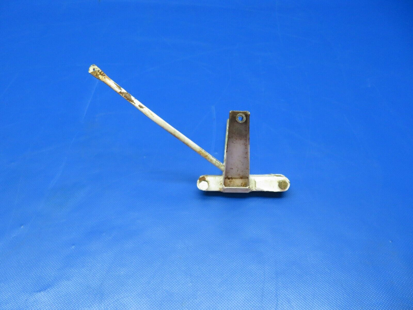 Piper PA-24-180 Stabilator Tab Control Bellcrank P/N 20836-00 (1223-267)