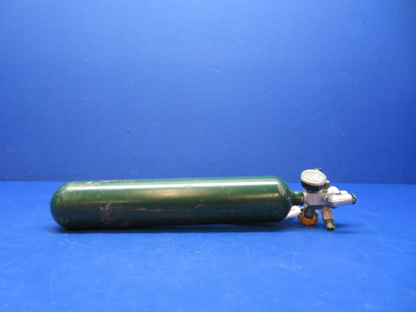 Scott Oxygen Regulator & Cylinder Assy 11 cu. ft. P/N 5500M6W-FF23AP (0224-224)