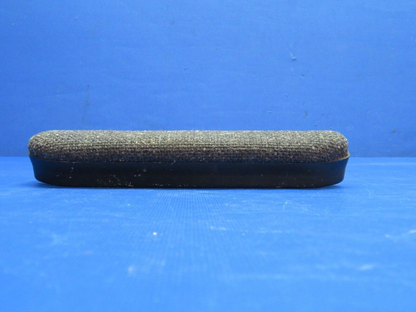Cessna 172 Armrest Assy P/N 1414082-14 (0124-1131)