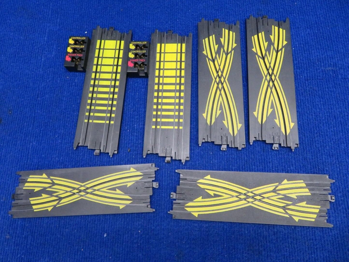 Hot Wheels 4 Lane Cliff Hanger Slot Car Track -No Cars (0322-09)