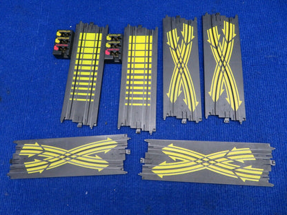Hot Wheels 4 Lane Cliff Hanger Slot Car Track -No Cars (0322-09)