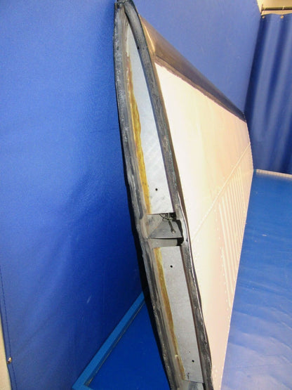 Beech Baron 95-B55 Horizontal Stabilizer RH P/N 95-620010-634 (0118-233)