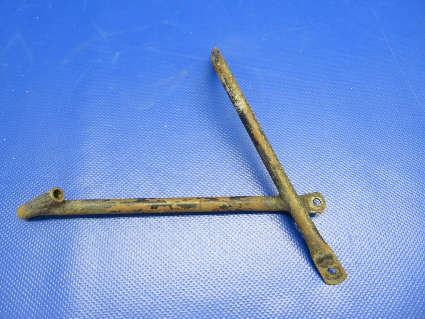 Piper PA-28 Engine Control Support Assy P/N 63964-00, 63964-000 (1220-312)