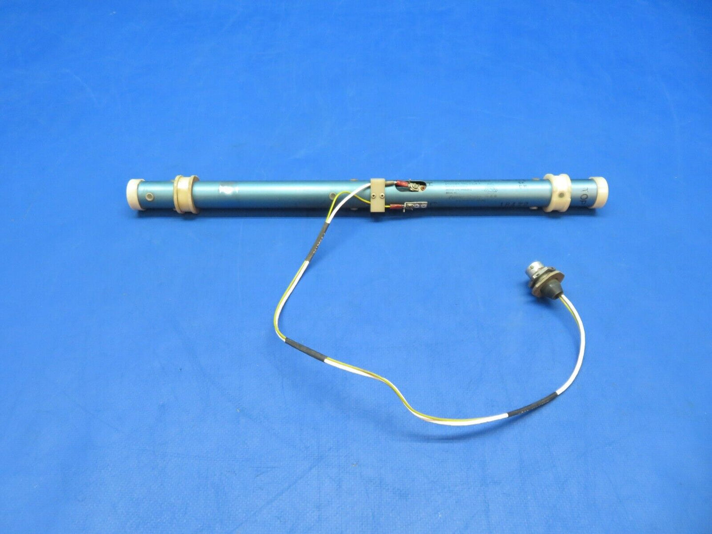 Cessna 310 / 310Q CAS Sensor Main Fuel Gauging w/ Cable 9910082-3 (0823-654)