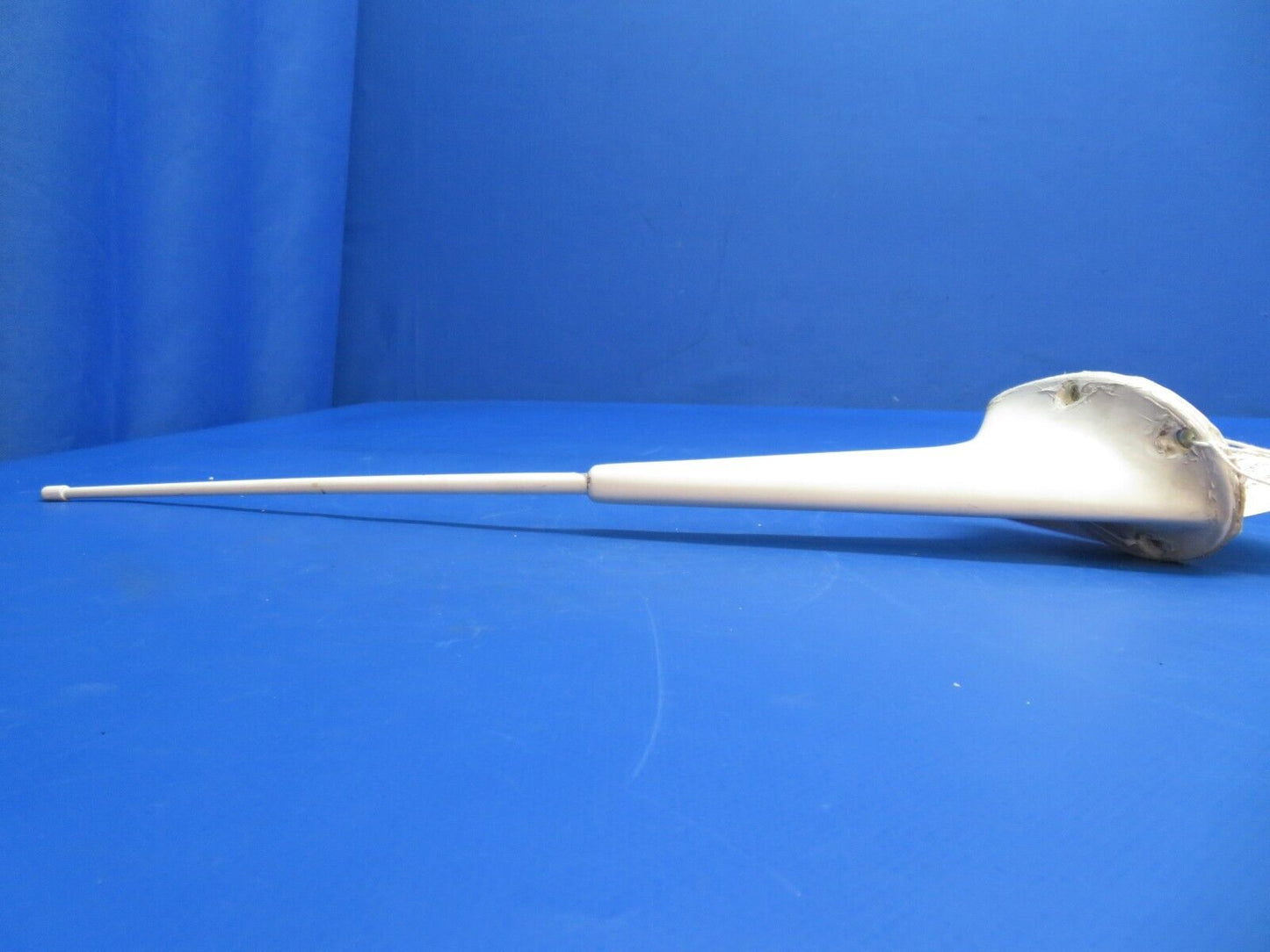Piper PA-34-200T Seneca Dorne & Margolin Comm. Antenna P/N DMC70-1/A (0323-500)