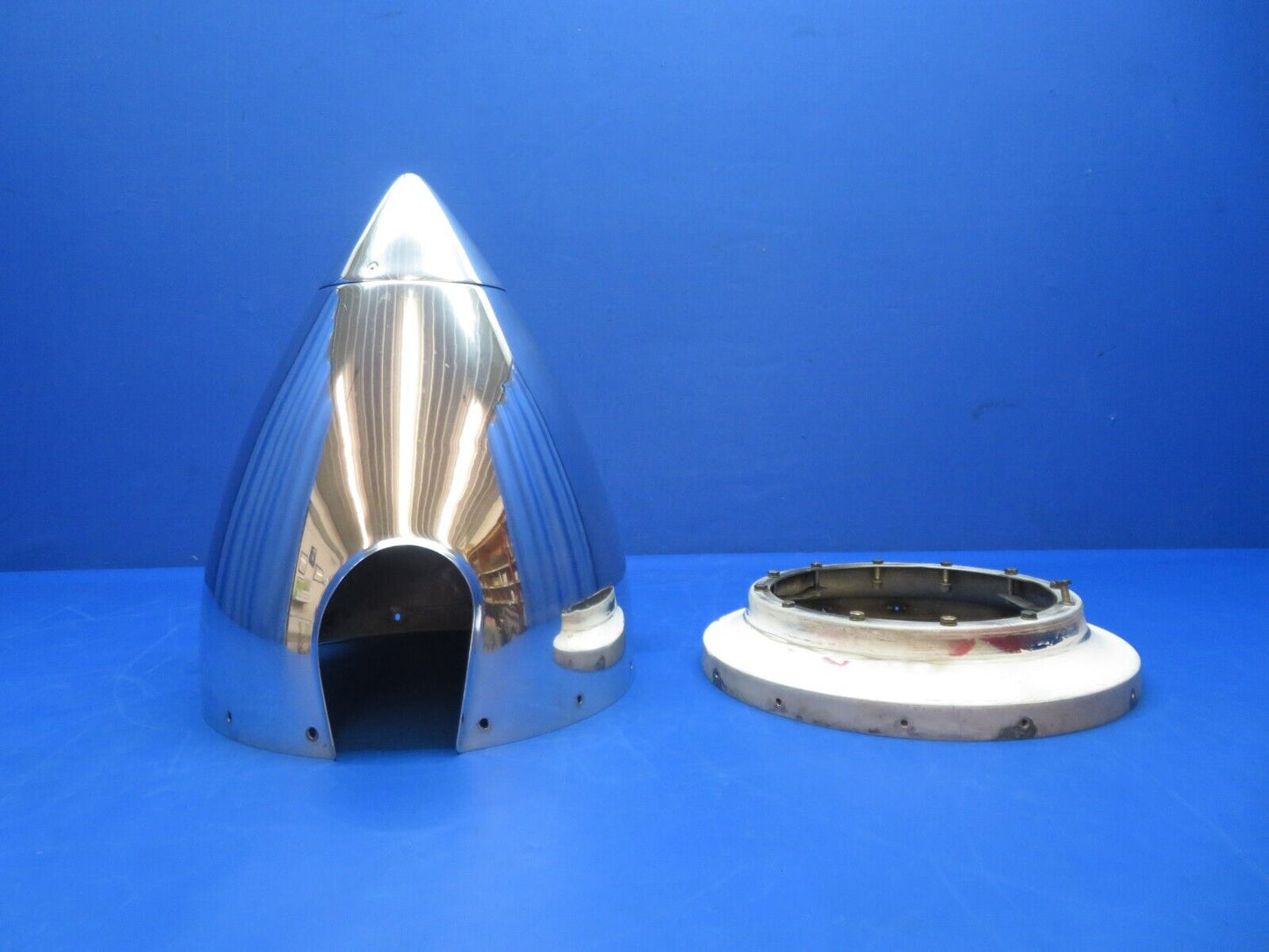 Aerostar 602P Hartzell Spinner & Bulkhead Propeller P/N C-3258-P (0723-327)
