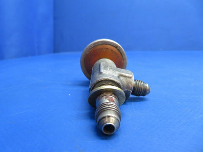 Piper PA-28R-200 Bulkhead Tee w/ Hobbs Pressure Switch P/N 79038-00 (1022-813)