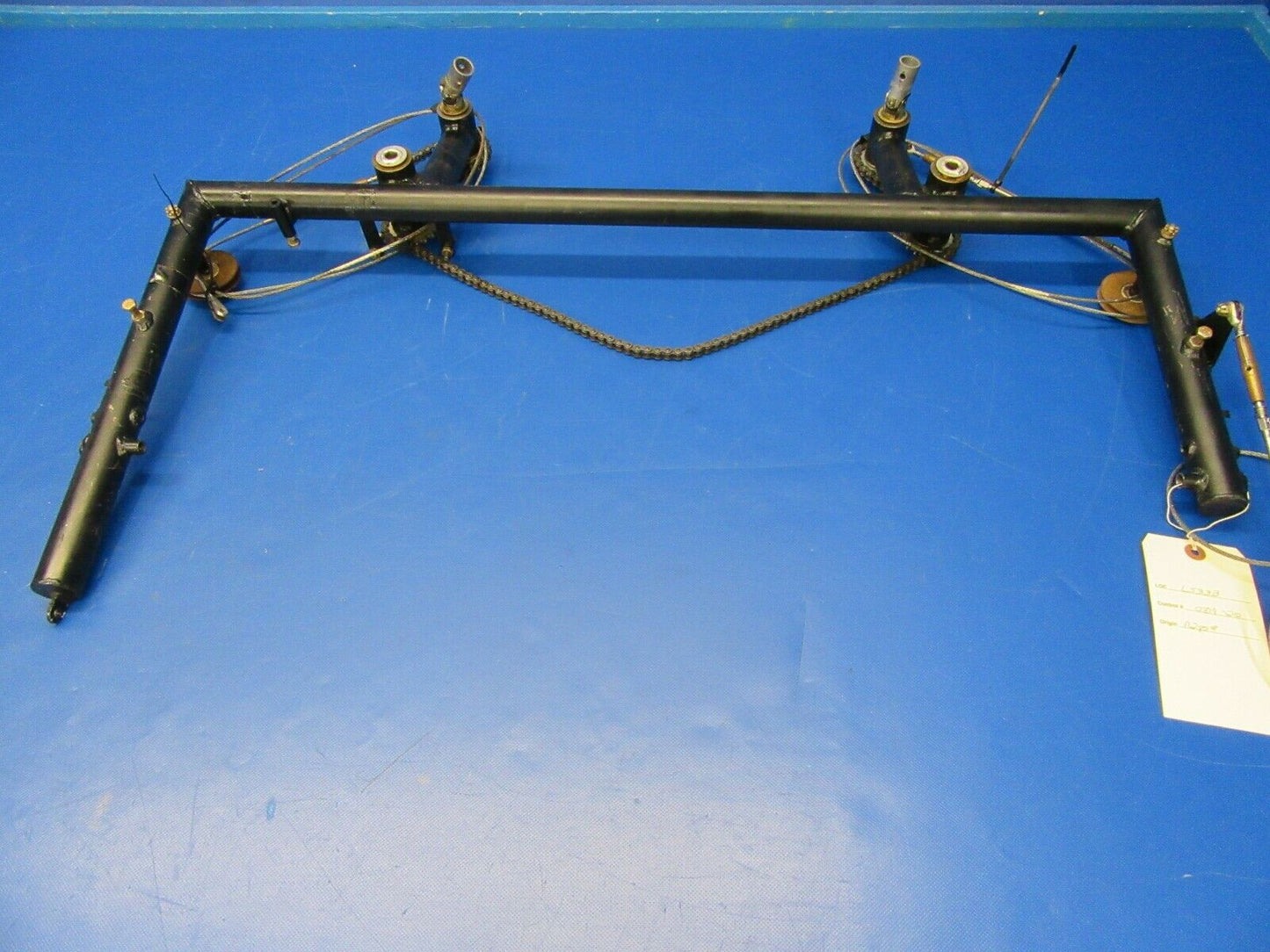Bellanca 17-30A Super Viking Control Column P/N 195502-40 (0819-210)