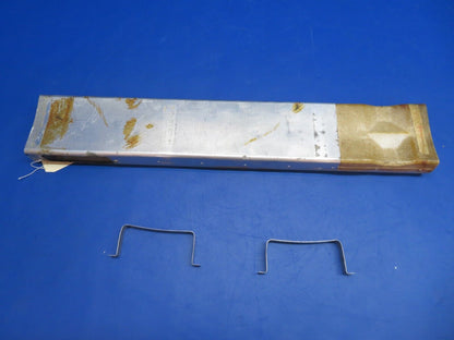 Piper PA-34-200T Seneca II Heat Duct Assy w/ Straps P/N 37165-60 (0323-506)