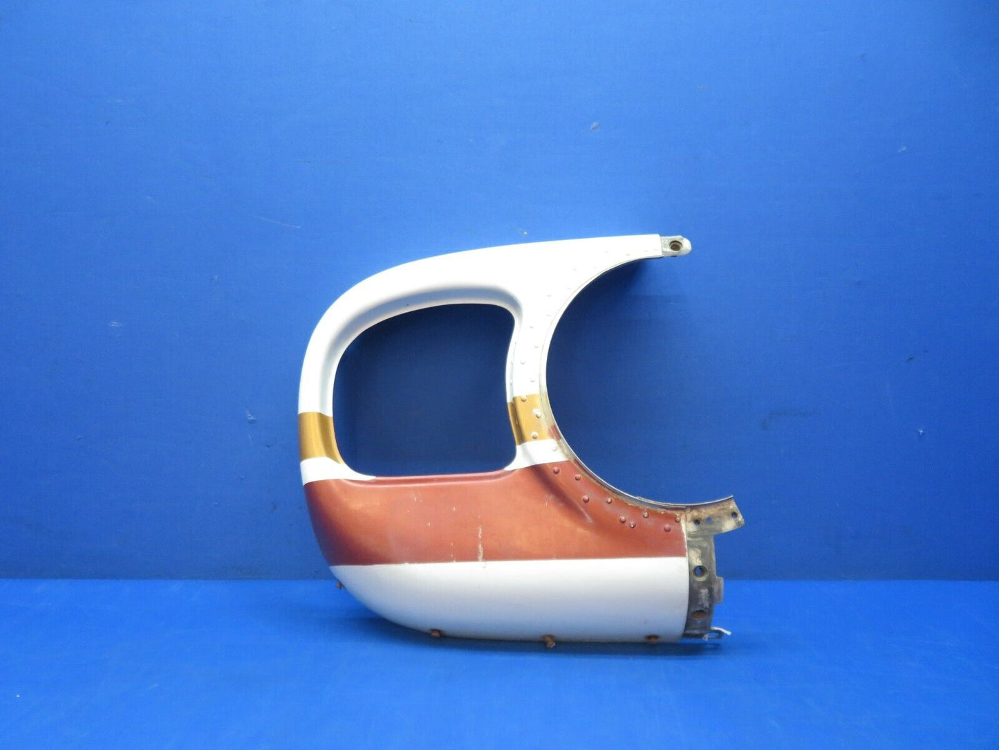 Cessna 310 / 310F RH Nose Cap Assy Cowl P/N 0851005-24 (1123-312)