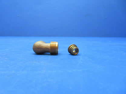Fitting & Insert P/N 6818, 6817 NOS (1023-189)