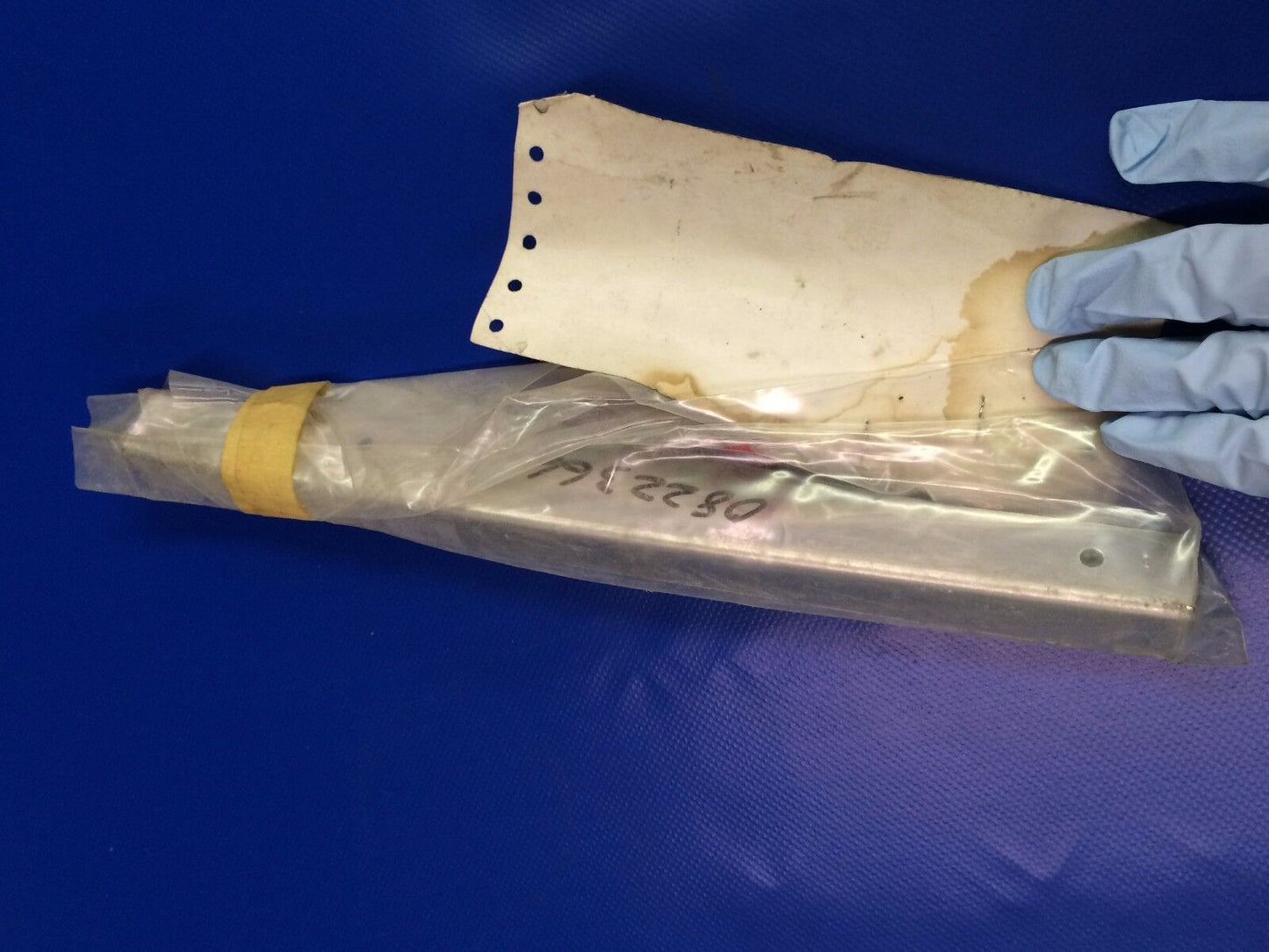 Cessna 310 Angle FWD INBD Left Wing P/N 0822366-1 (1016-23)
