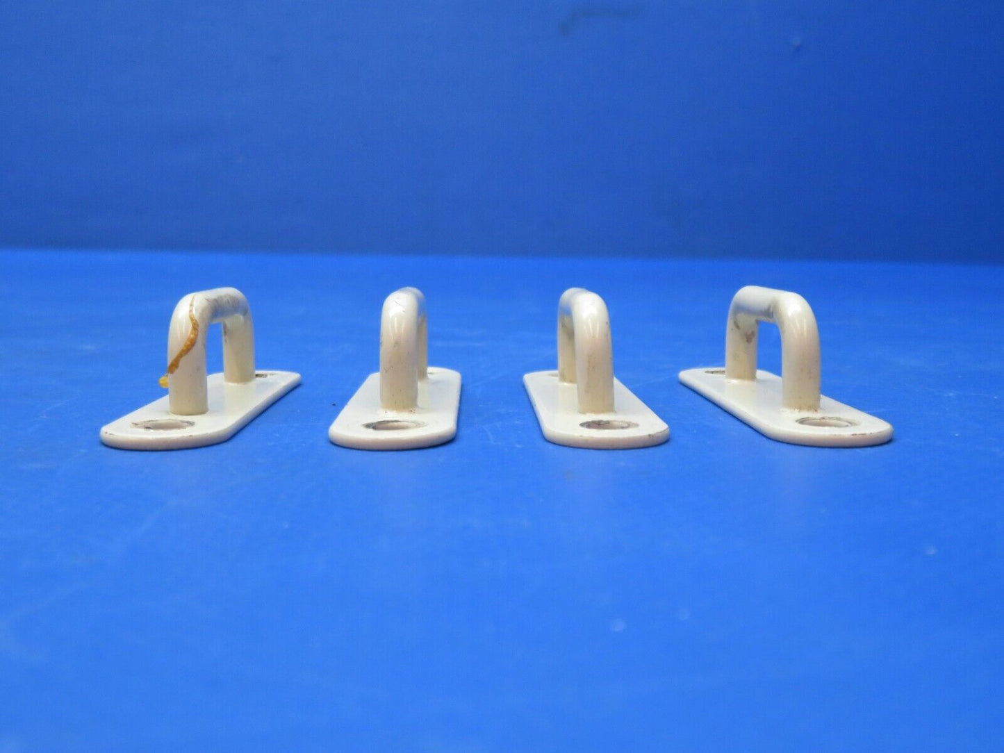 Diamond DA-42 D-Plate Baggage Net P/N DA4-2500-60-00_1 LOT OF 4 (0623-419)