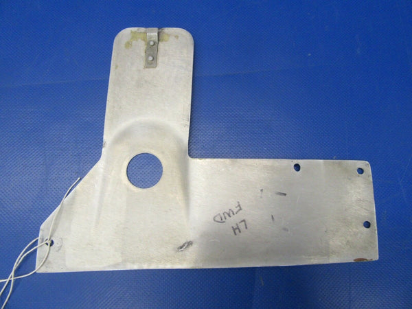 Beech Baron 95-B55 Cover Jack Pad LH LWR FWR 000-100100-1 (1018-354)