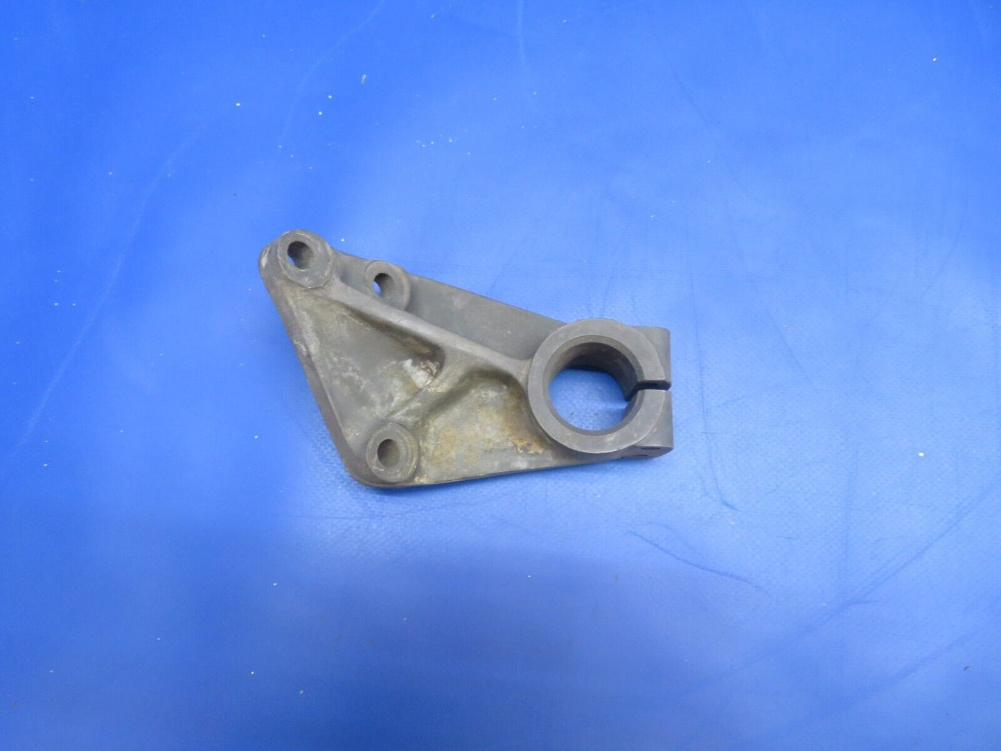 Continental O-300 Engine Mount Bracket P/N 40043 (0922-961)