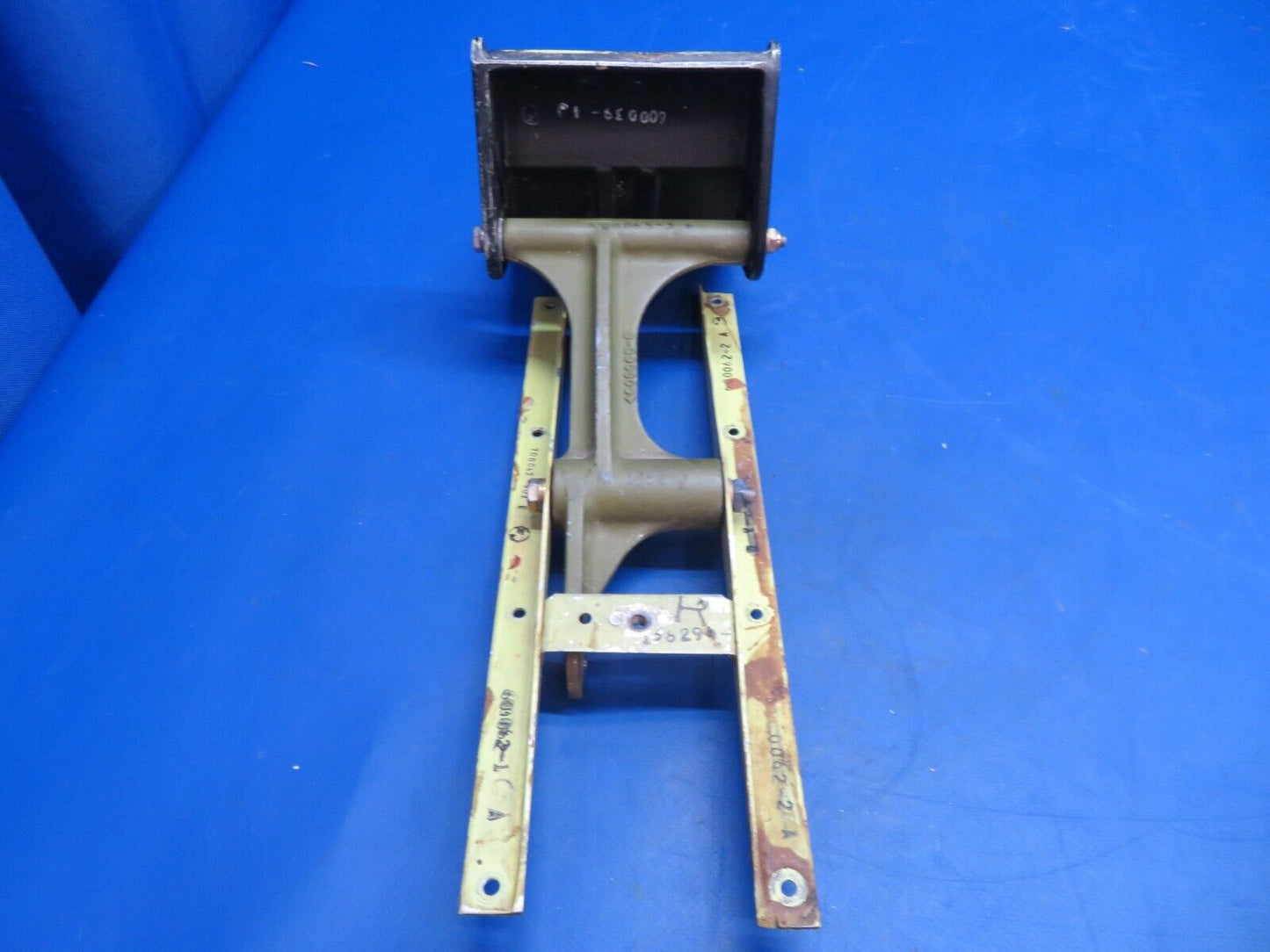 Piper Aerostar 602P Pilot Rudder Pedal Assy P/N 600039-01, 600039-02 (0123-702)