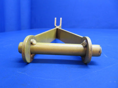 Lake LA-4-200 Idler Assy Rudder P/N 2-7138-1 (1222-953)
