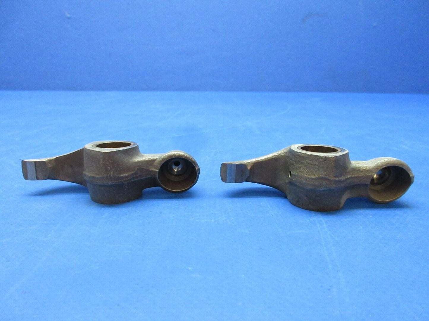 Lycoming TIO-540-U2A Intake Valve Rocker Arm Assy P/N 67113 LOT OF 6 (0723-110)